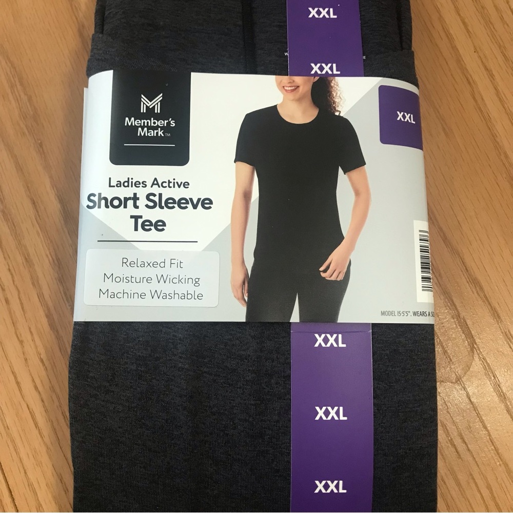 NWT women’s XXL soft short sleeve tee